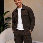 Essential Overshirt Dark Coffee - lifestyle staand