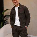 Essential Overshirt Dark Coffee - lifestyle staand