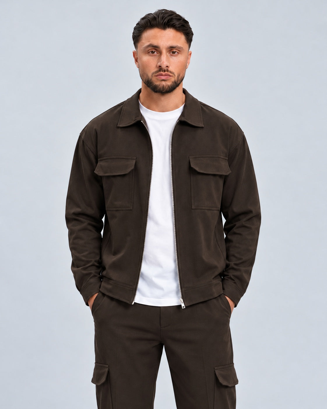 Essential Overshirt Dark Coffee - voorkant studio