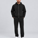 Core Tech Tracksuit Black - voorkant studio