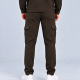Essential Cargo Pants Dark Coffee - achterkant studio