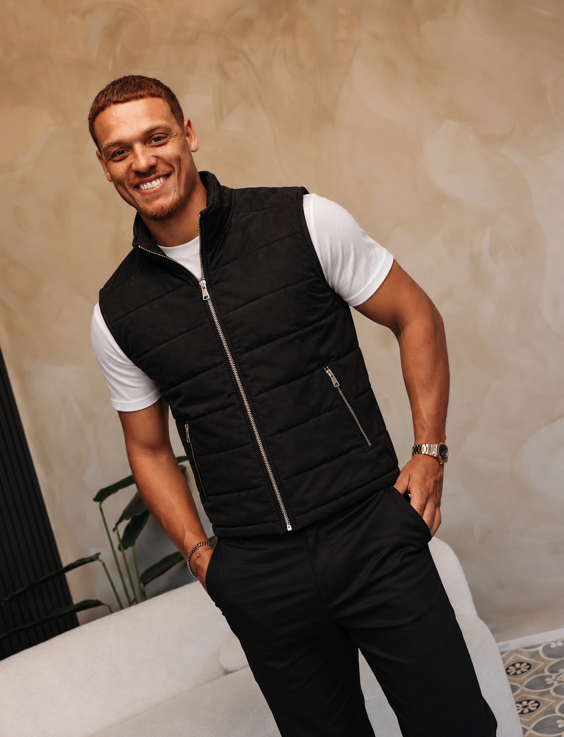 BASE BODYWARMER BLACK — lifestylefoto