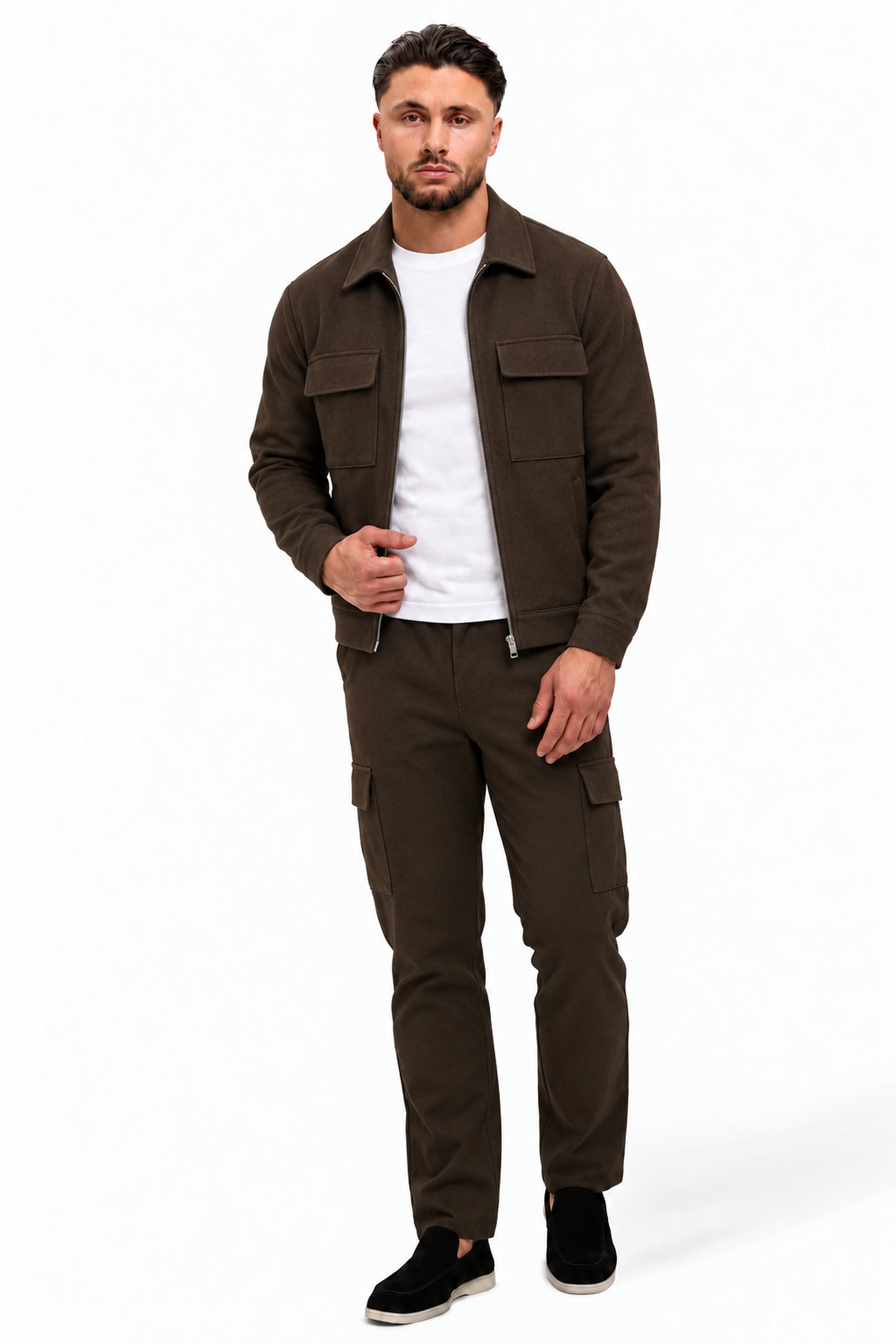 CARGO VEST BROWN - studio full-body