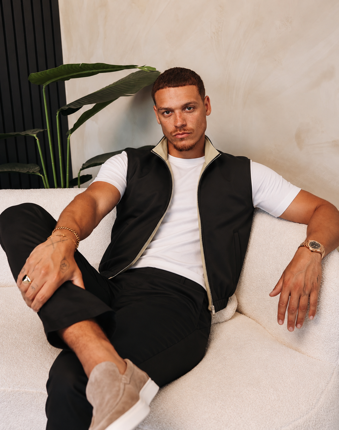 DELUXE DUBBELZIJDIGE BODYWARMER | BLACK & SAND — lifestylefoto