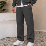 Deluxe Jogger Dark Grey, gedragen