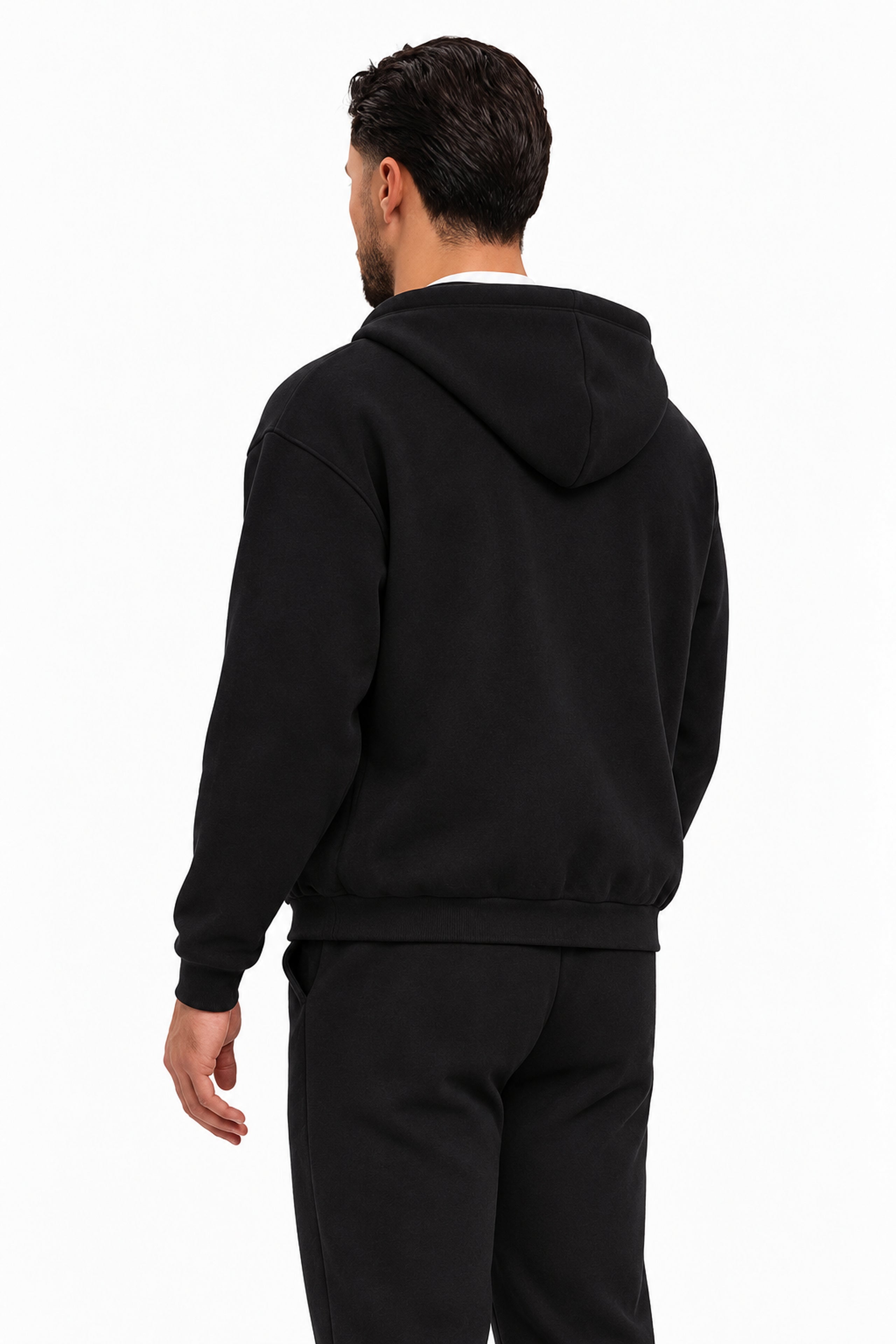 essential black - studio achterkant