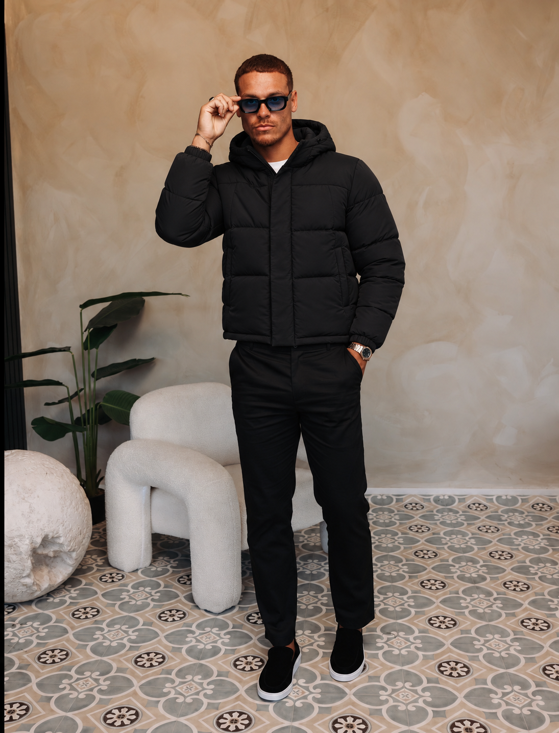 ESSENTIAL PUFFER JACKET | BLACK — lifestylefoto