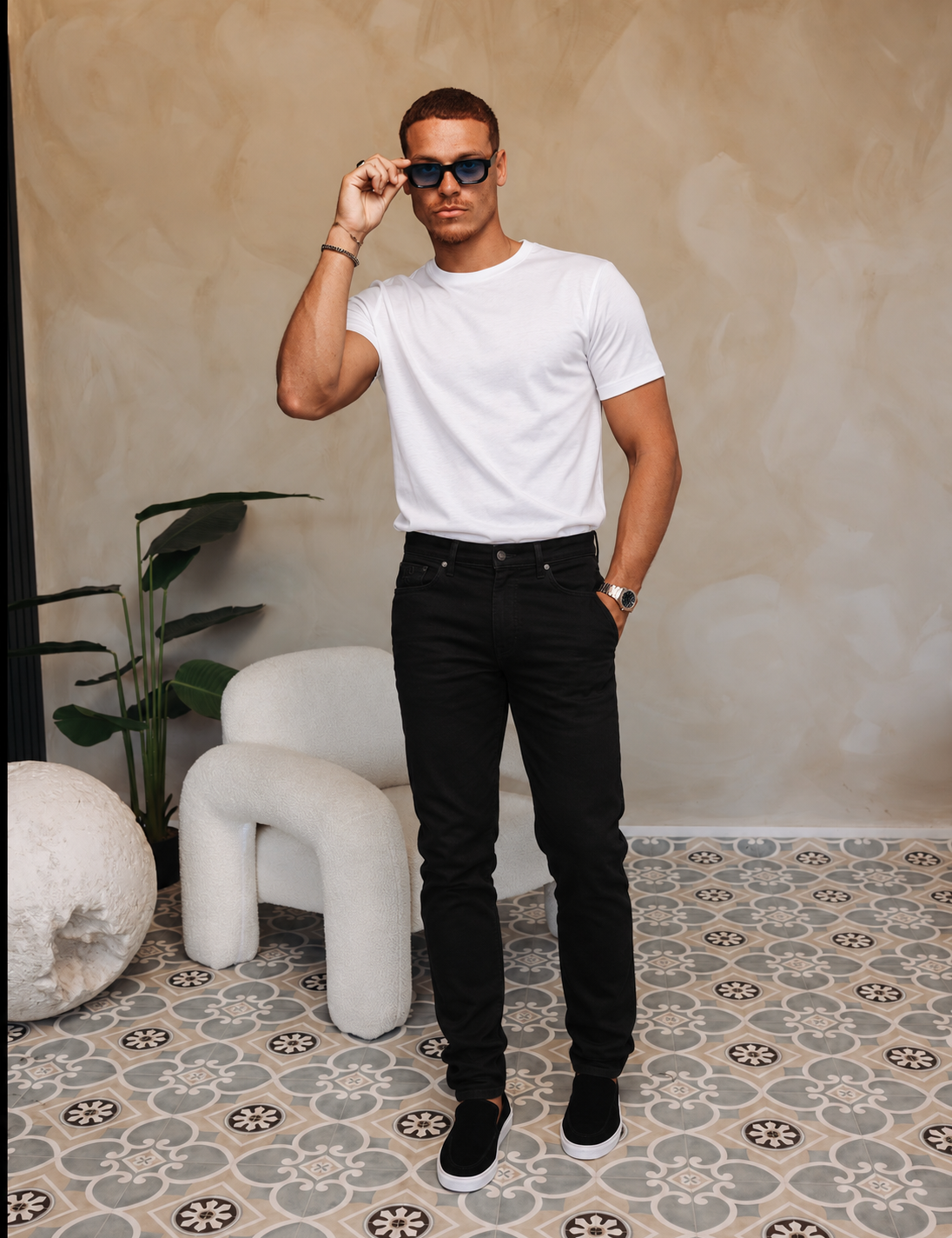 LAVAL BLACK JEANS — lifestylefoto