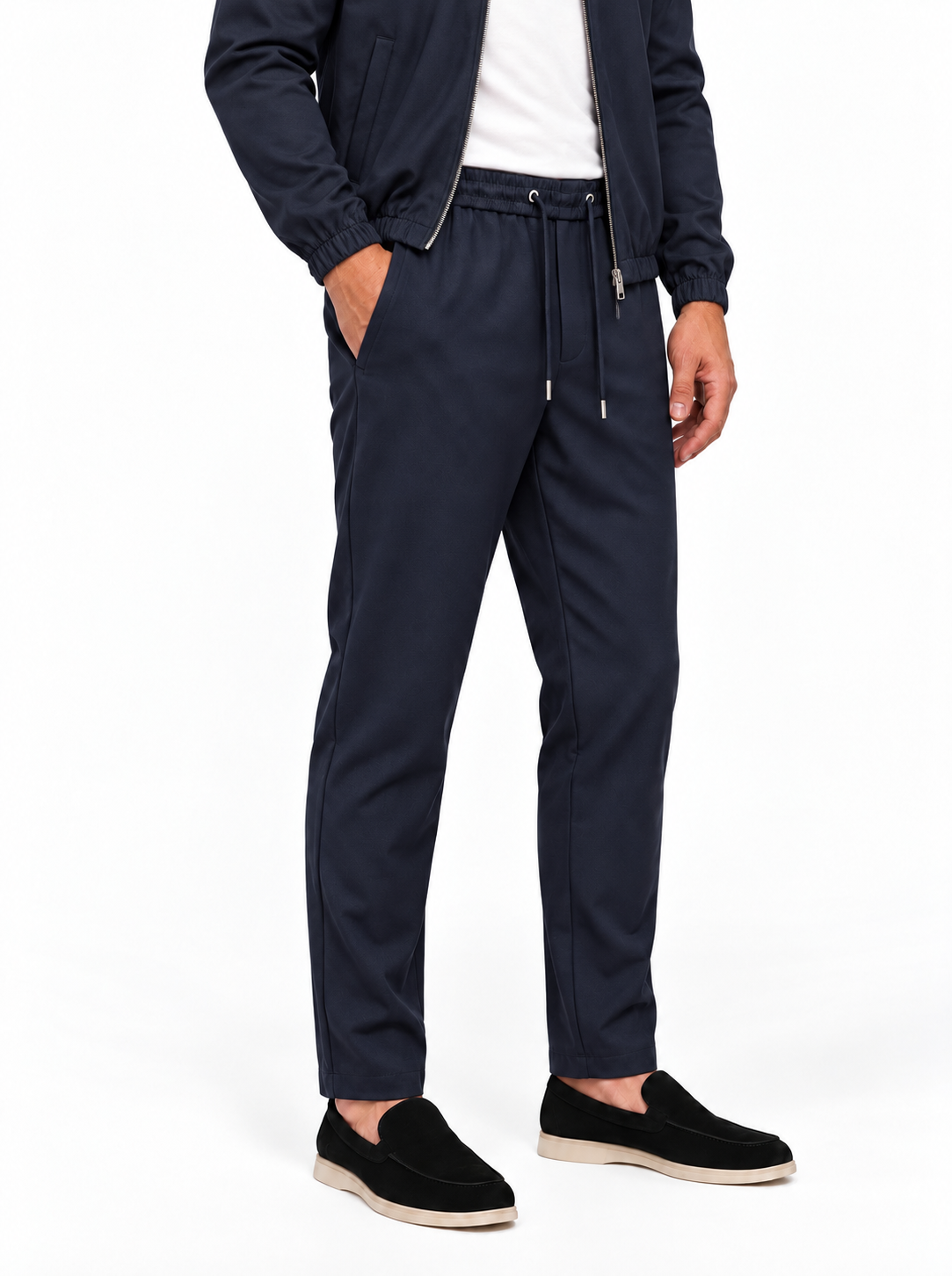 MONZA pants marineblauw – schuin van voren, complete set met bijpassende jacket (studio)