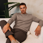 SHINY ESSENTIAL LONGSLEEVE DARK SAND — lifestylefoto
