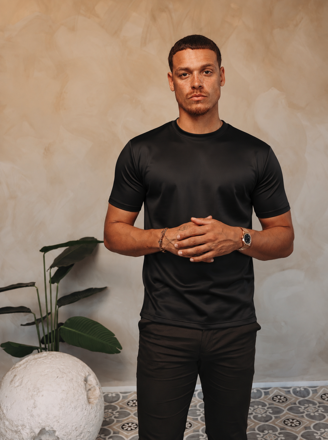 SHINY ESSENTIAL SHIRT BLACK — lifestylefoto